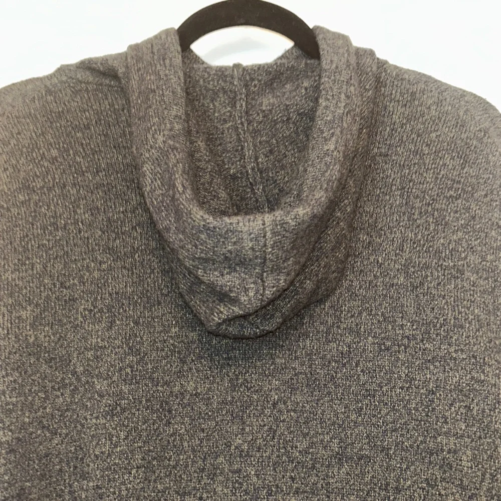 Banana Republic Men's Italian Yarn Hoodie Sweater M Gray Casual Preppy Golf
